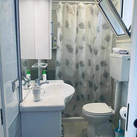 Apartment Casa Lucia- 2 2 Bagni -parcheggio-